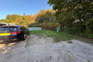 Parking - click for photo gallery